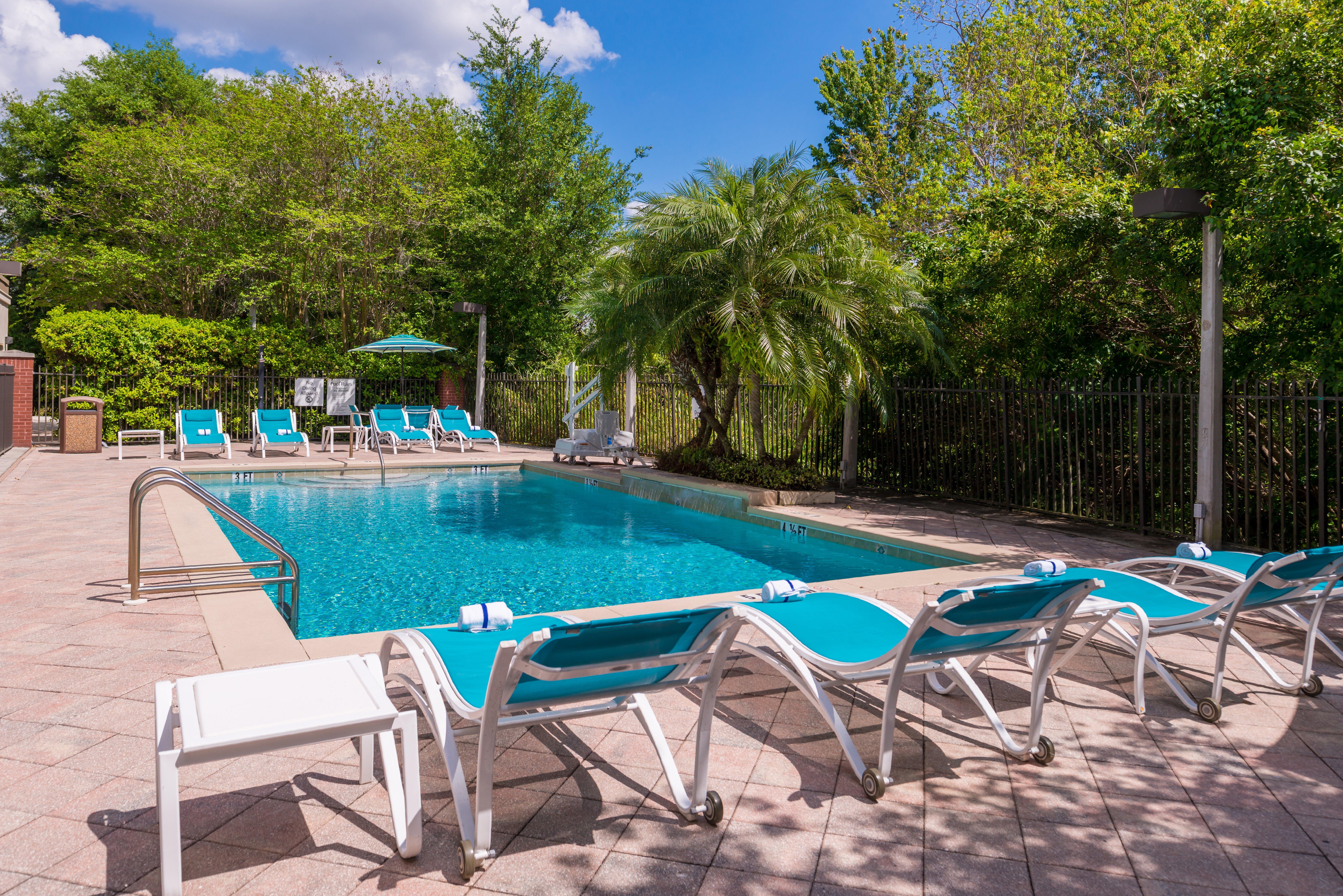 Holiday Inn Express Hotel & Suites Tampa-Anderson Road-Veterans Exp By Ihg West Chase Ngoại thất bức ảnh