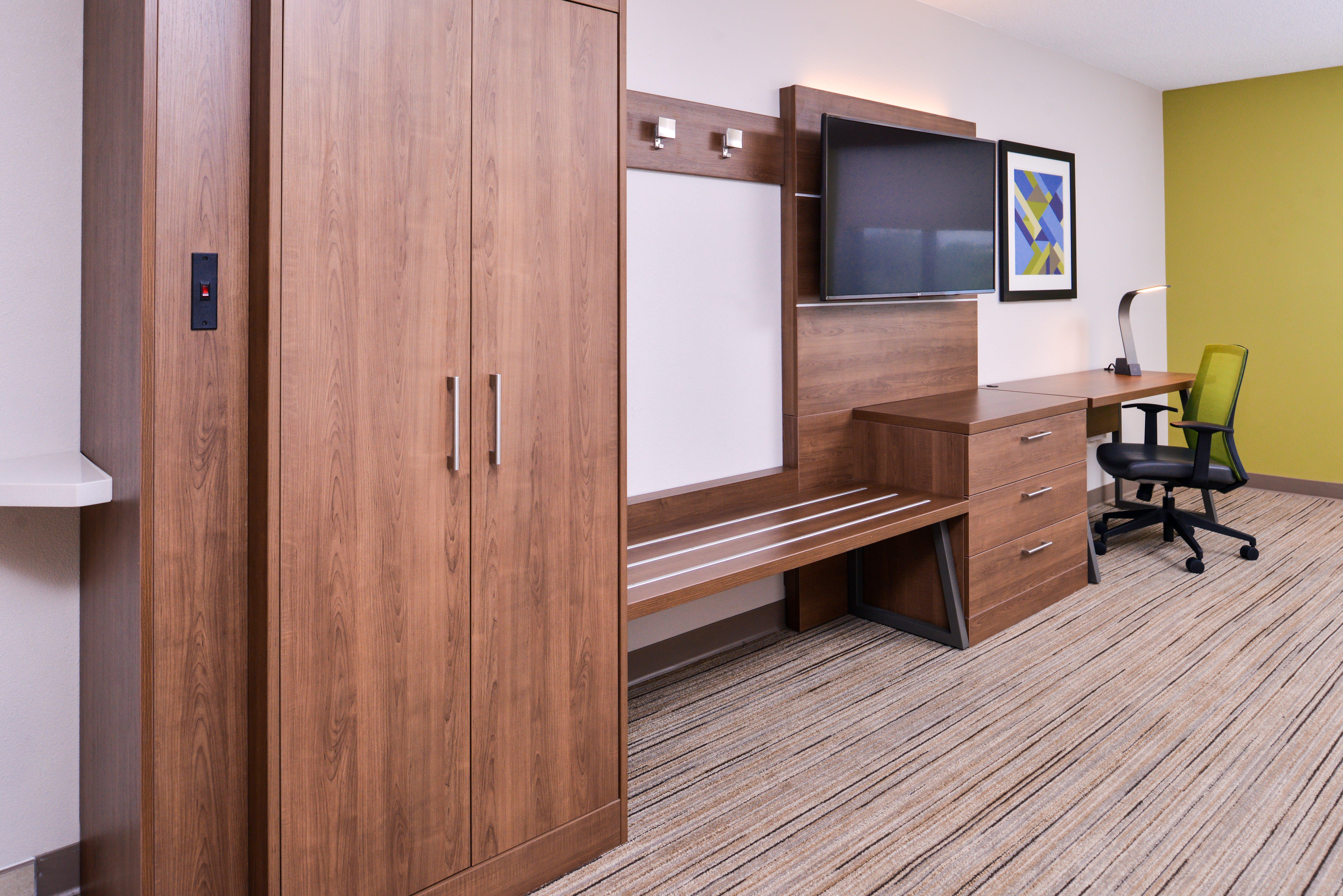 Holiday Inn Express Hotel & Suites Tampa-Anderson Road-Veterans Exp By Ihg West Chase Ngoại thất bức ảnh